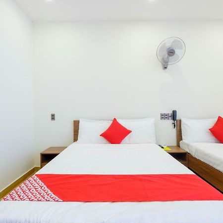 Oyo 212 Luxury Hotel Дананг Экстерьер фото