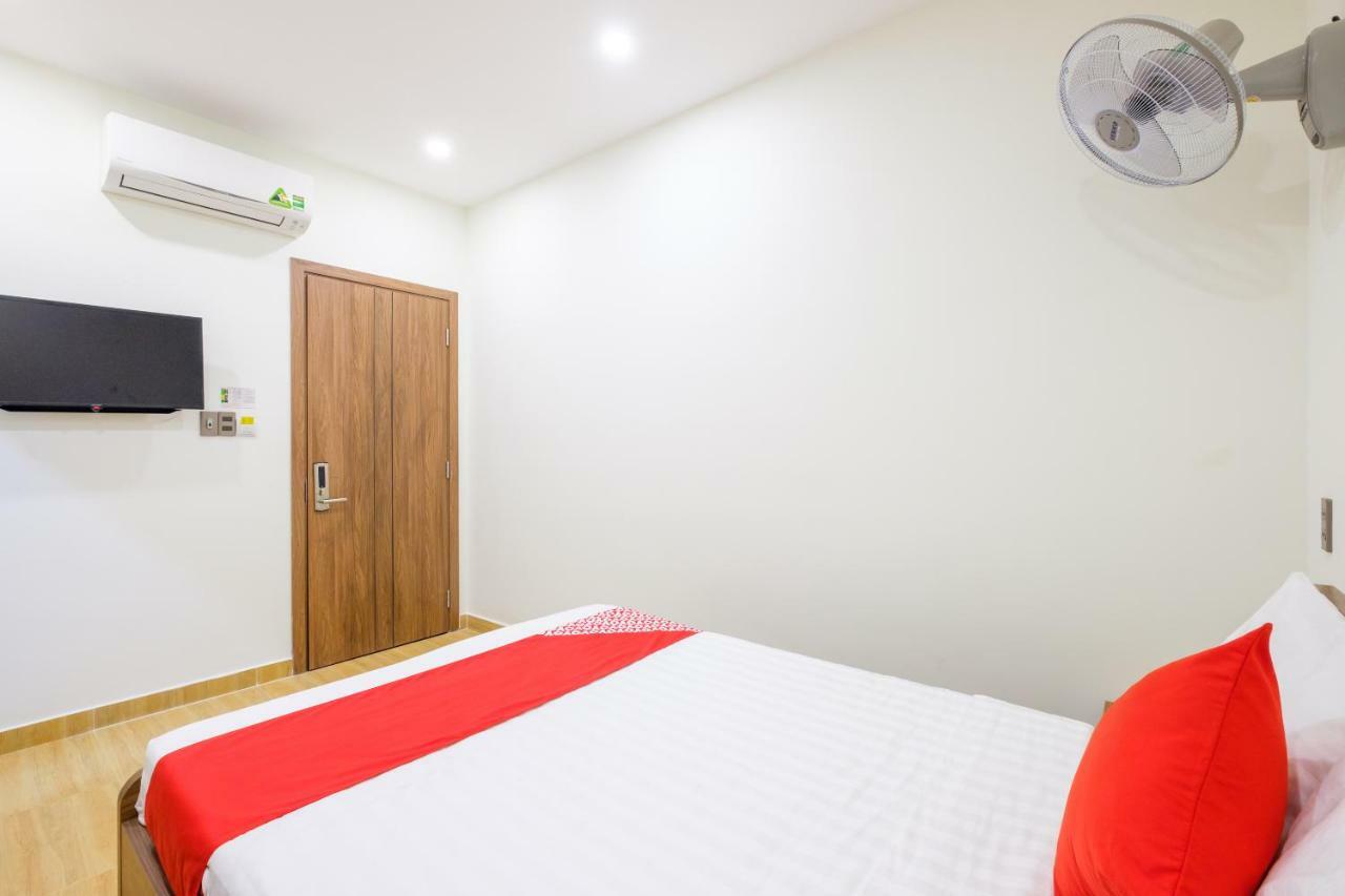 Oyo 212 Luxury Hotel Дананг Экстерьер фото