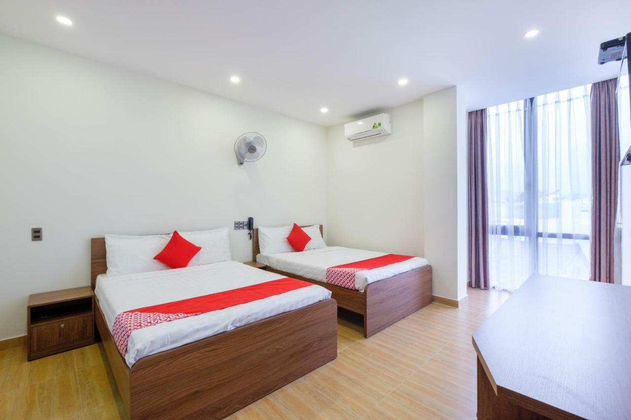 Oyo 212 Luxury Hotel Дананг Экстерьер фото
