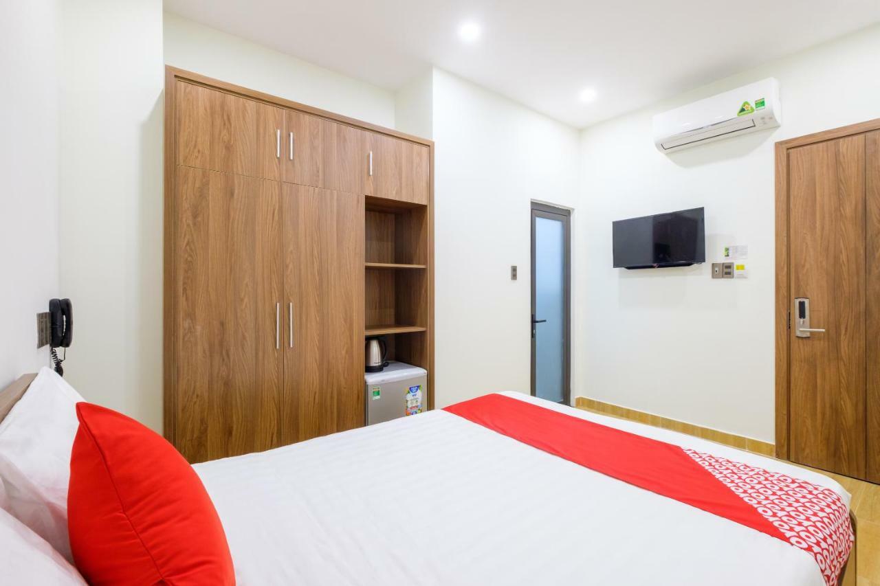 Oyo 212 Luxury Hotel Дананг Экстерьер фото