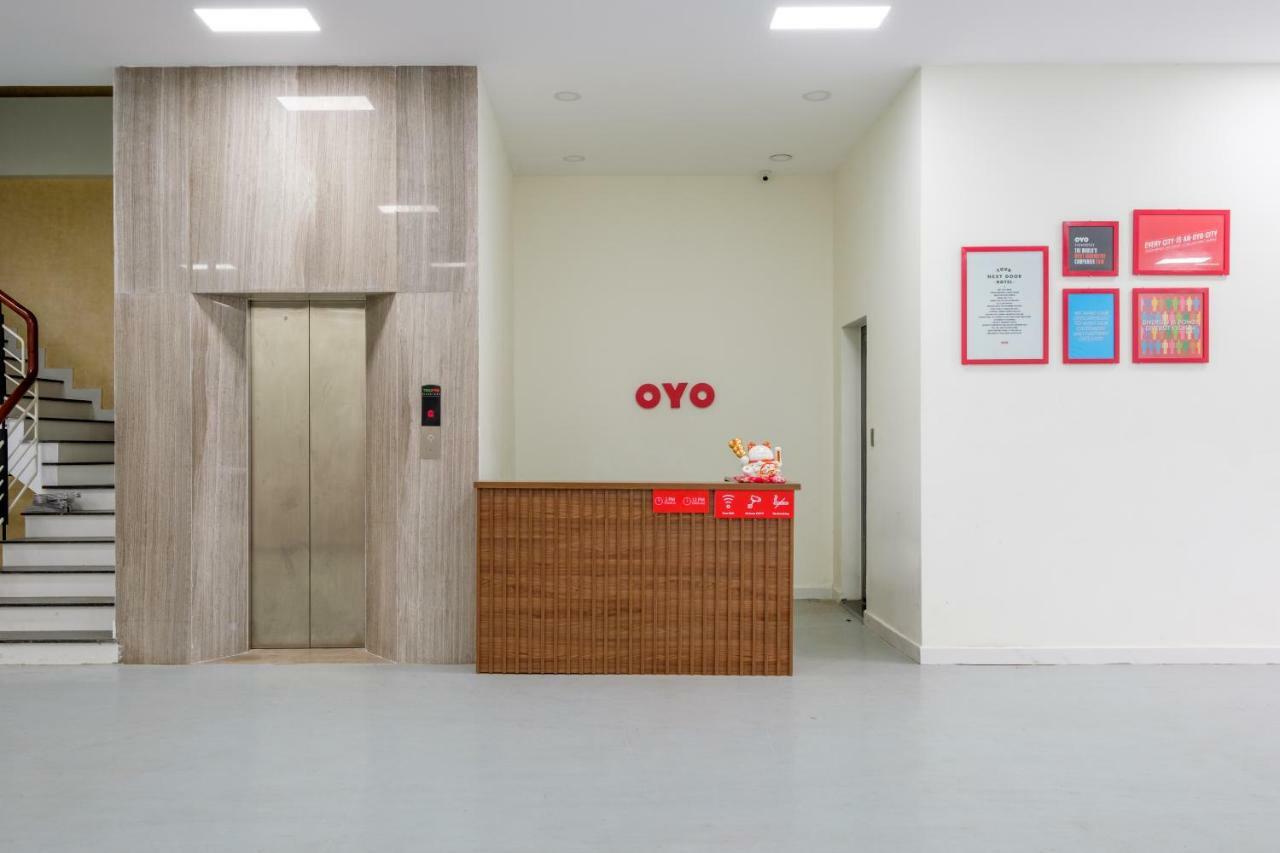 Oyo 212 Luxury Hotel Дананг Экстерьер фото